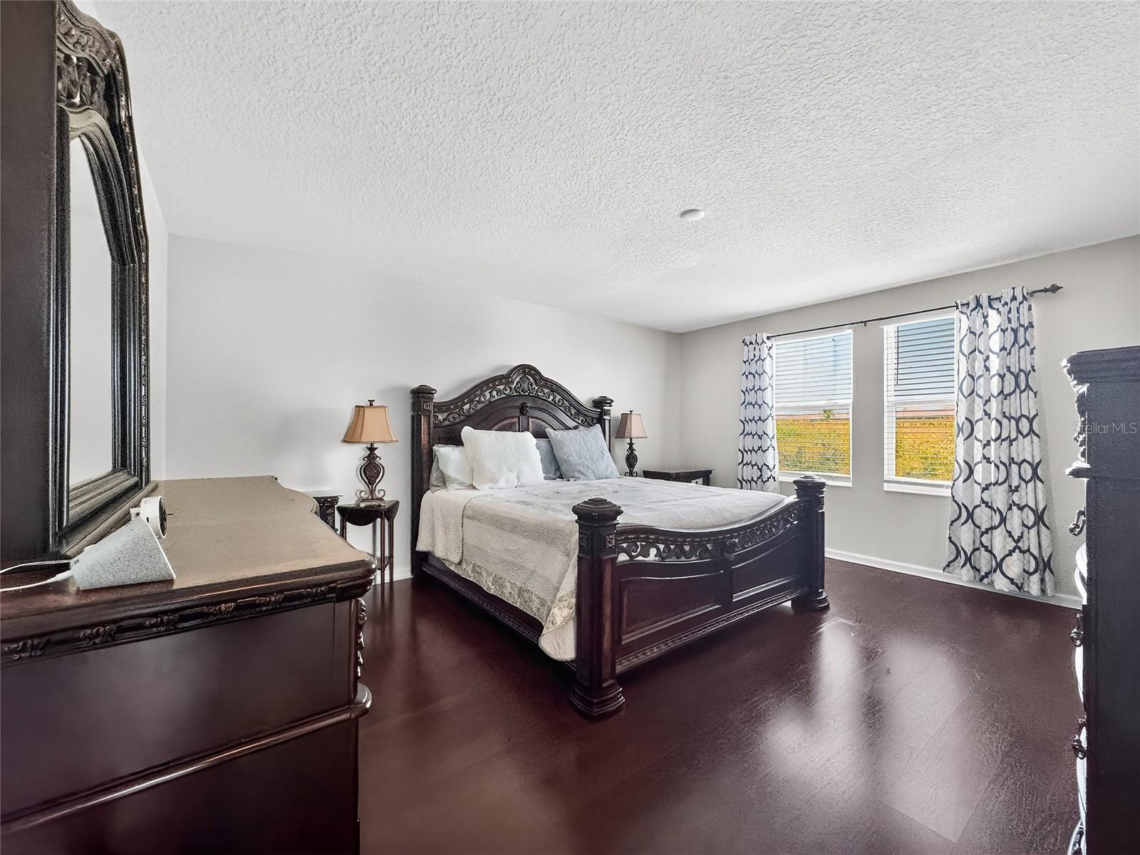 Image 24 of 54 For 848 Carmillion Court