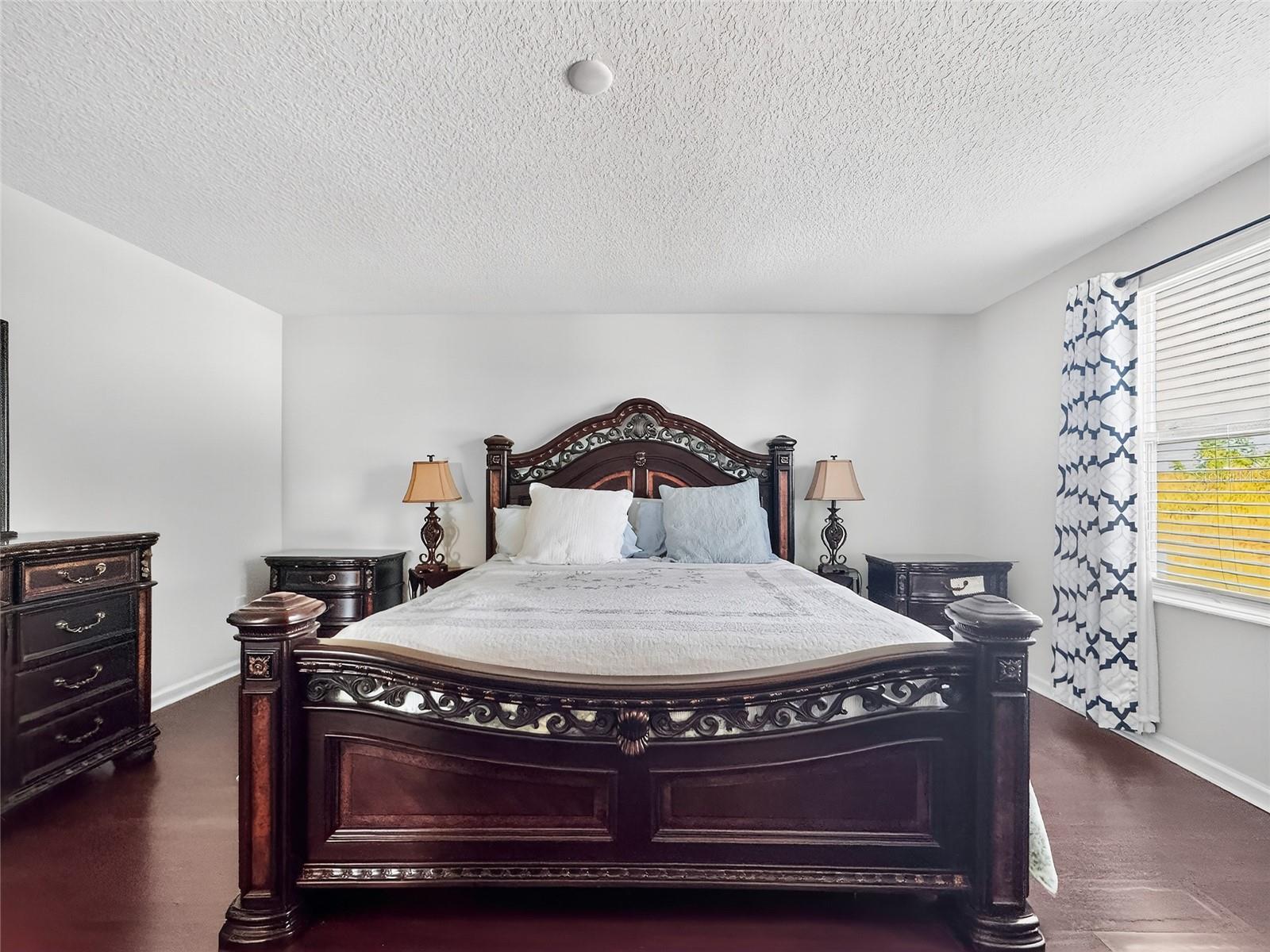 Image 25 of 54 For 848 Carmillion Court