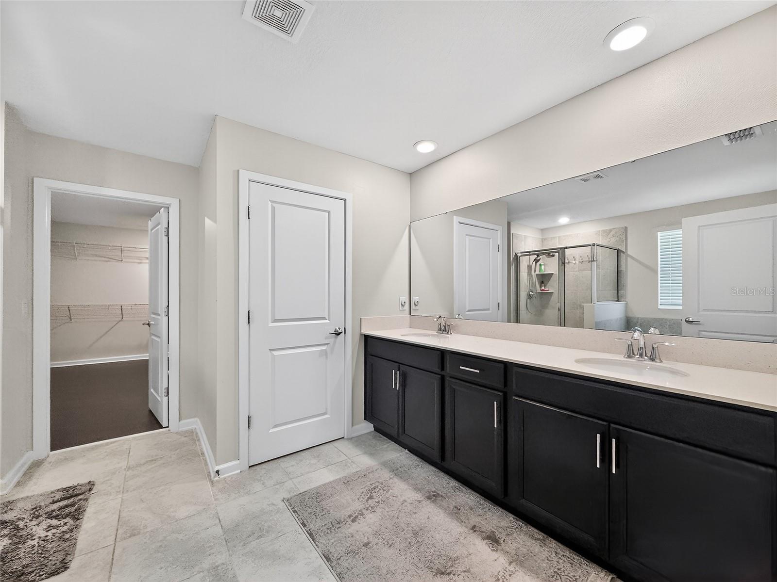 Image 26 of 54 For 848 Carmillion Court