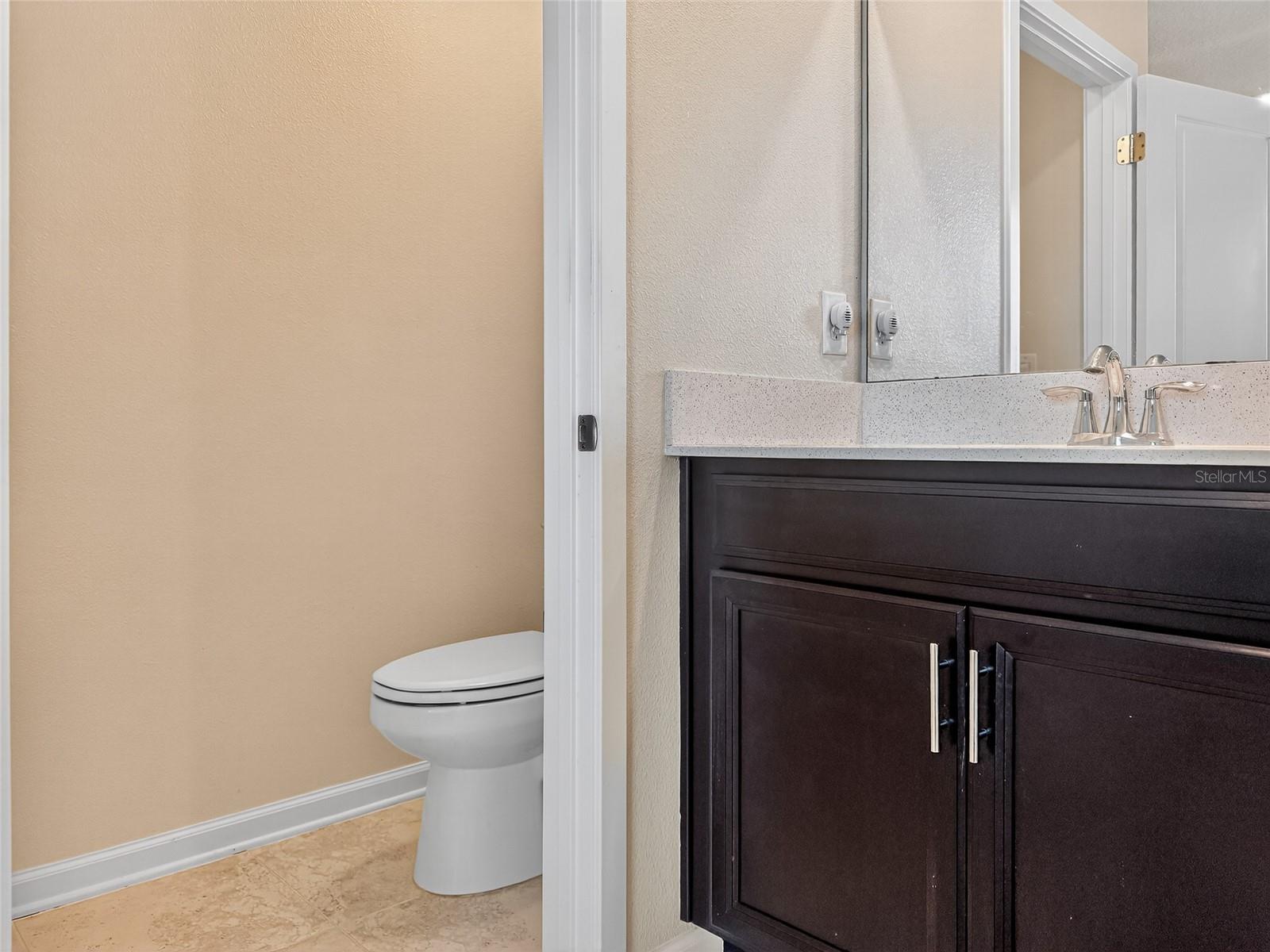 Image 30 of 54 For 848 Carmillion Court