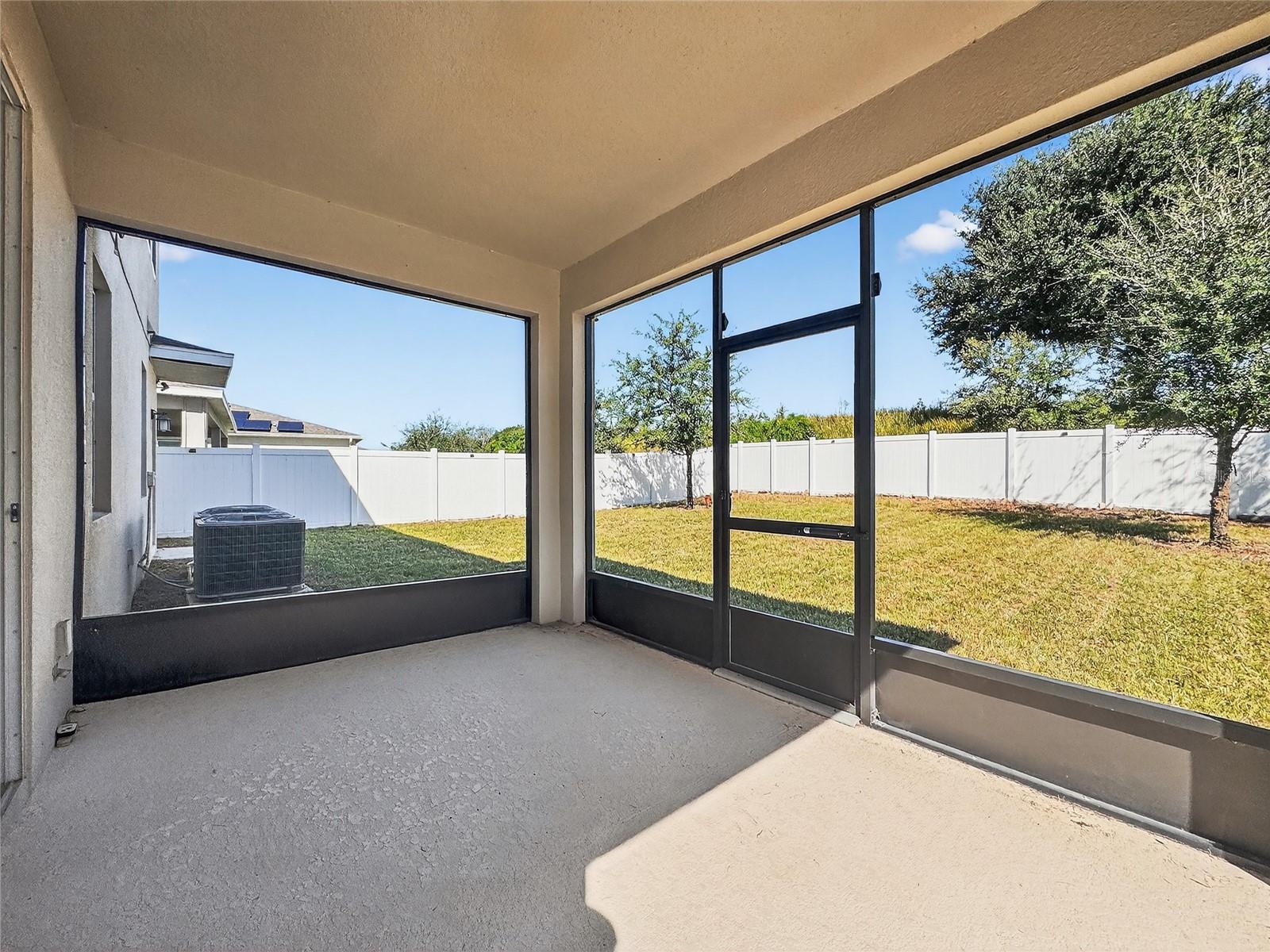 Image 40 of 54 For 848 Carmillion Court