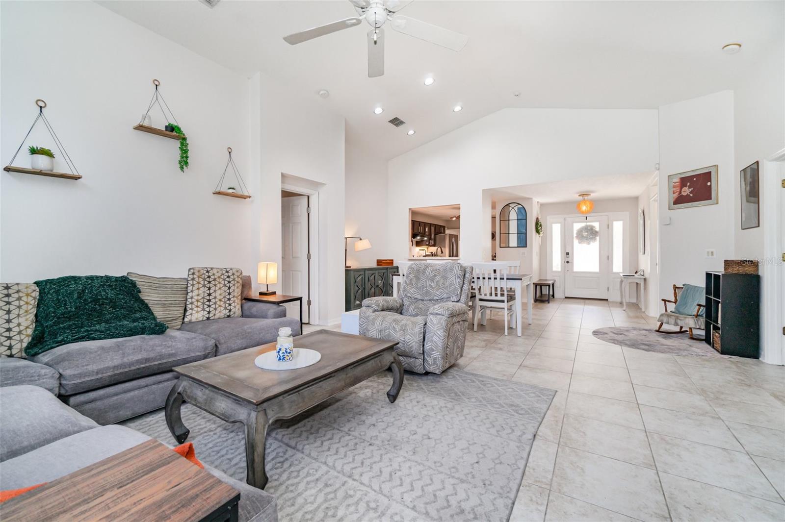 Image 7 of 27 For 2250 Chase Court