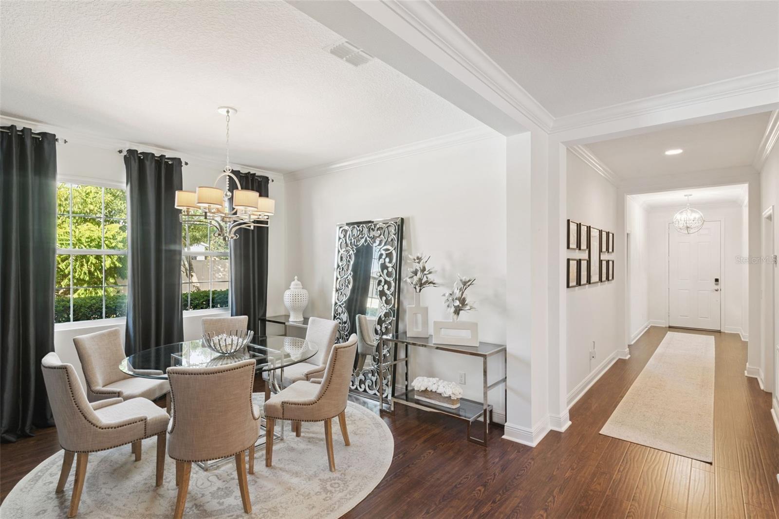 Listing photo id 12 for 15976 Citrus Knoll Drive