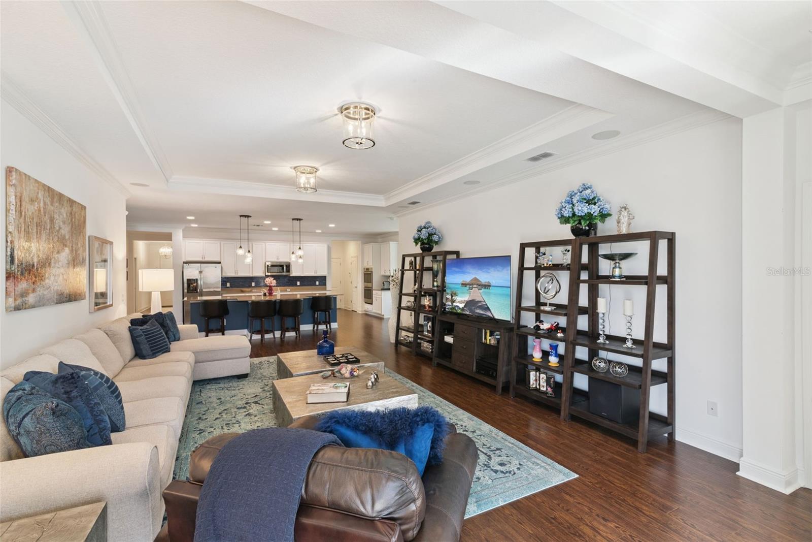 Listing photo id 26 for 15976 Citrus Knoll Drive