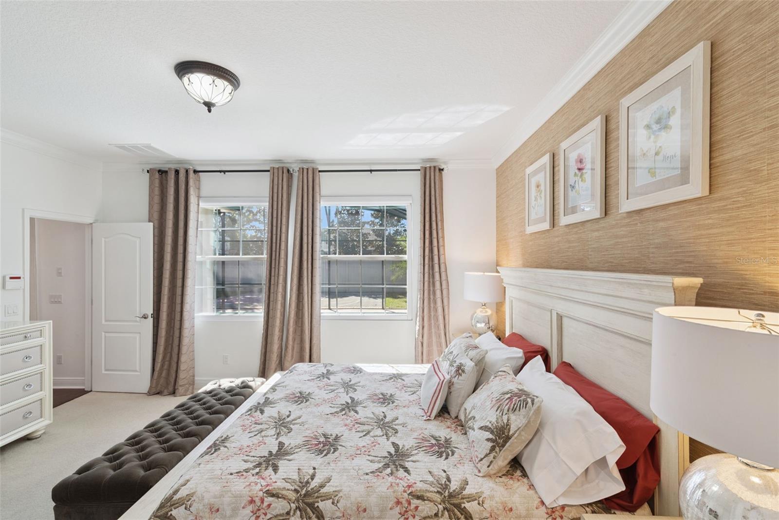 Listing photo id 29 for 15976 Citrus Knoll Drive