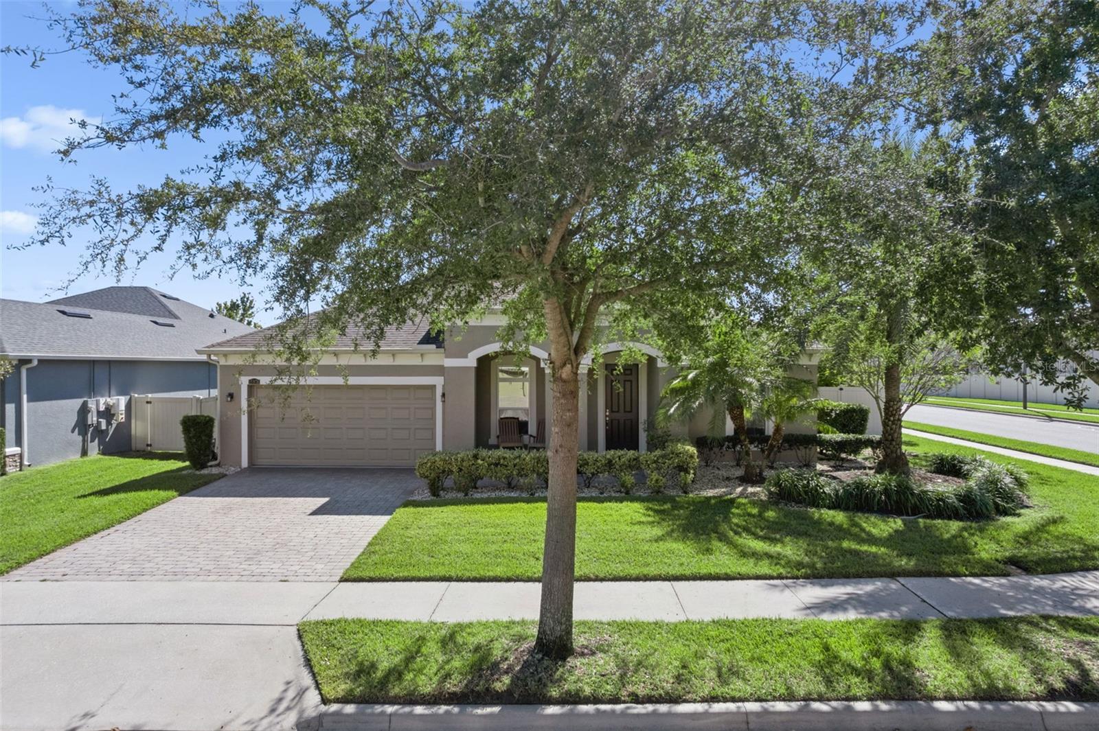 Listing photo id 5 for 15976 Citrus Knoll Drive