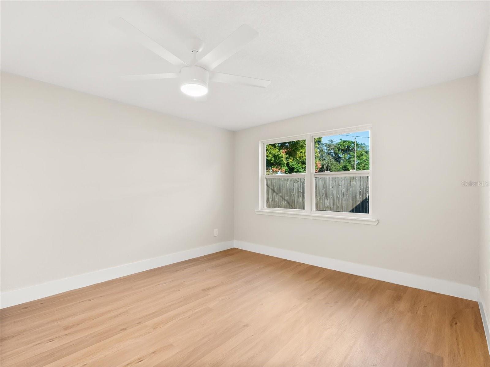 Image 17 of 31 For 757 Longdale Avenue