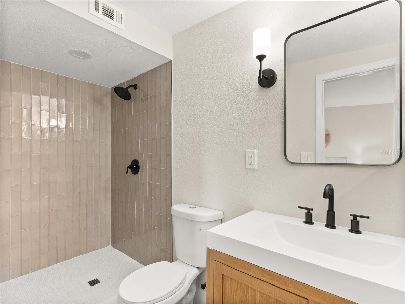 Image 24 of 31 For 757 Longdale Avenue