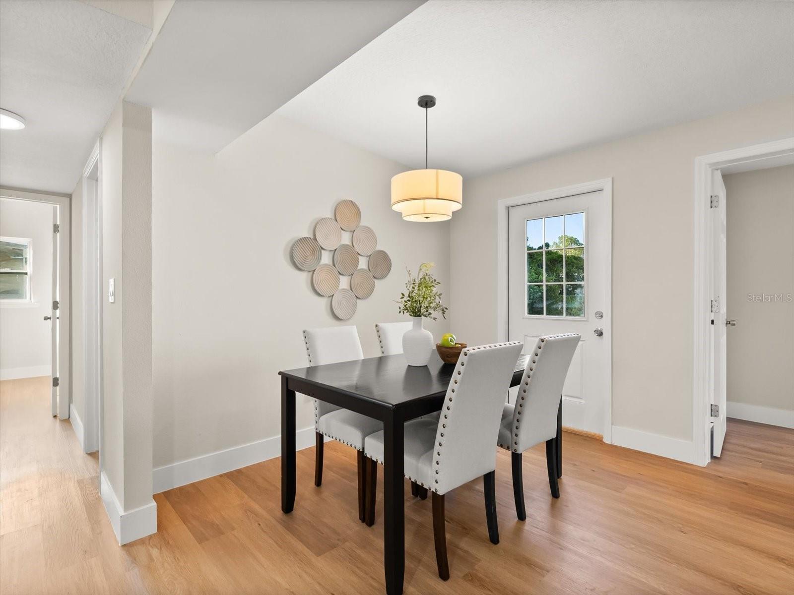 Image 6 of 31 For 757 Longdale Avenue