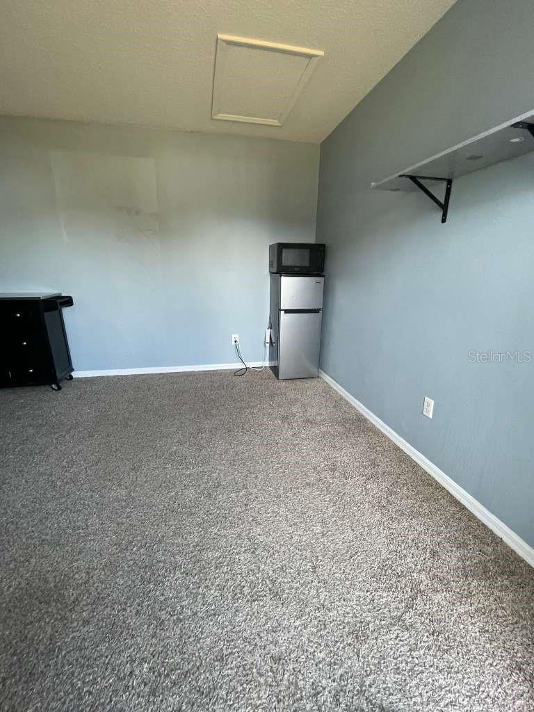 Image 3 of 8 For 241 Caribbean Drive Front Unit