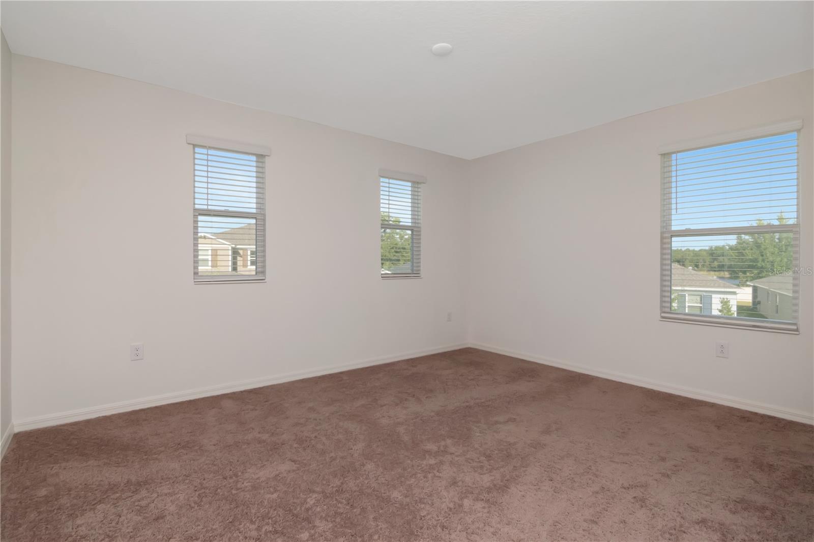 Image 19 of 29 For 6384 Burning Opal Bend