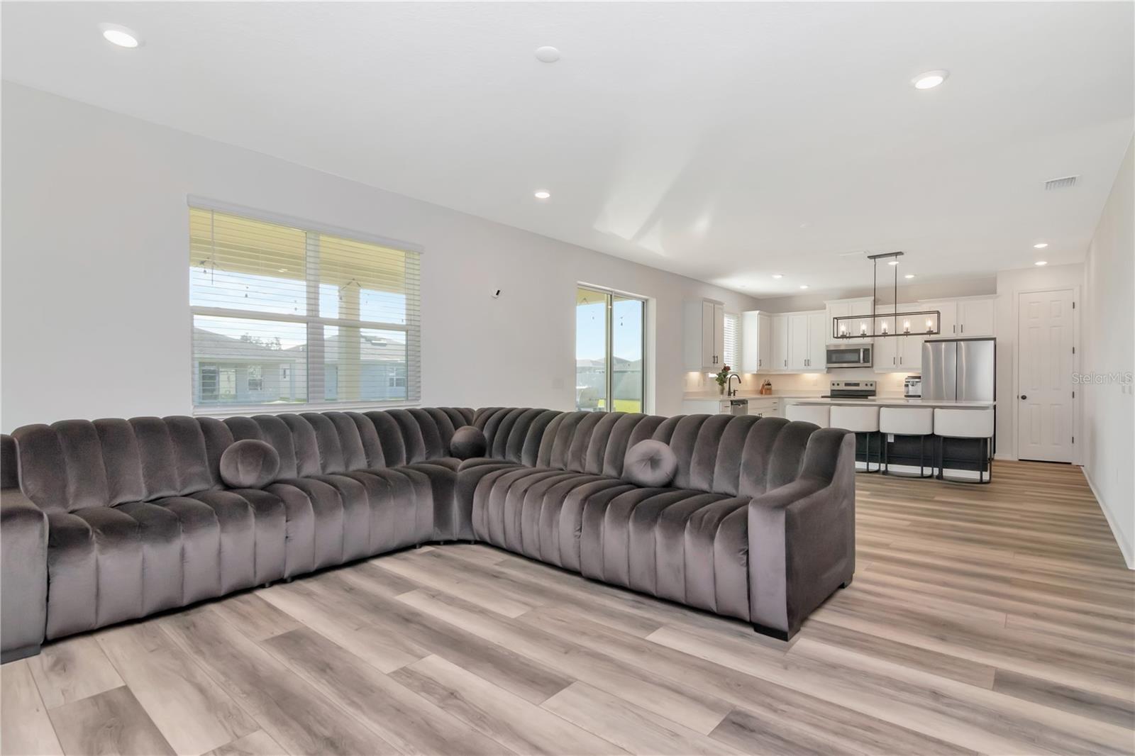 Image 5 of 29 For 6384 Burning Opal Bend