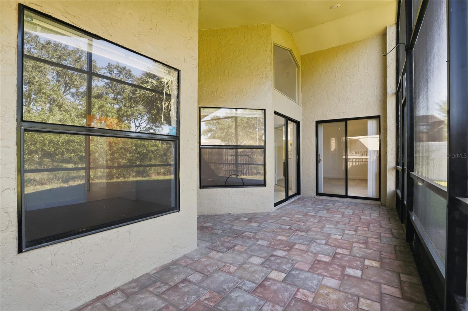 Image 44 of 47 For 245 Lakebreeze Circle