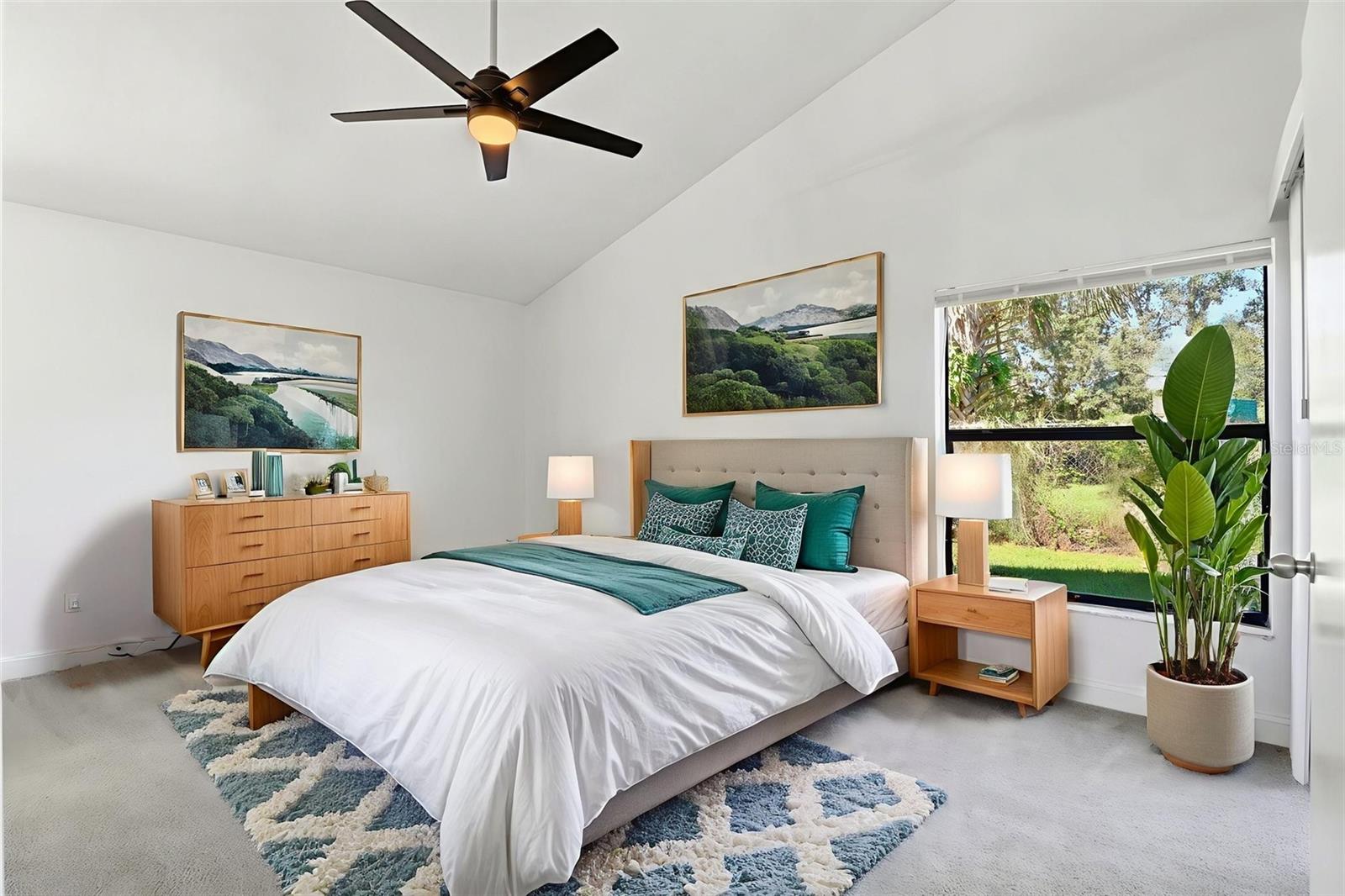 Image 5 of 47 For 245 Lakebreeze Circle