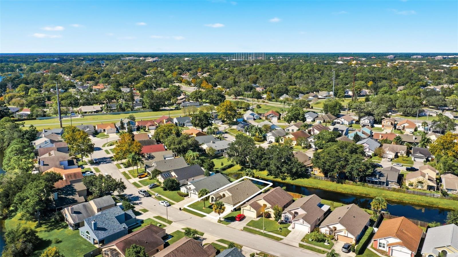 Image 8 of 47 For 245 Lakebreeze Circle