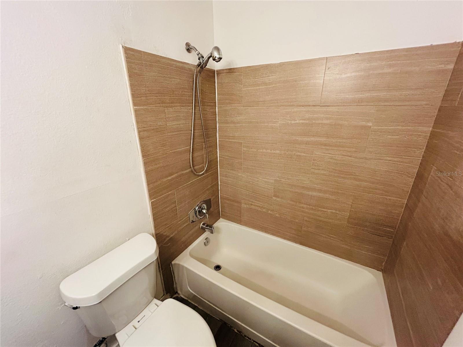 Image 7 of 9 For Address Not Provided