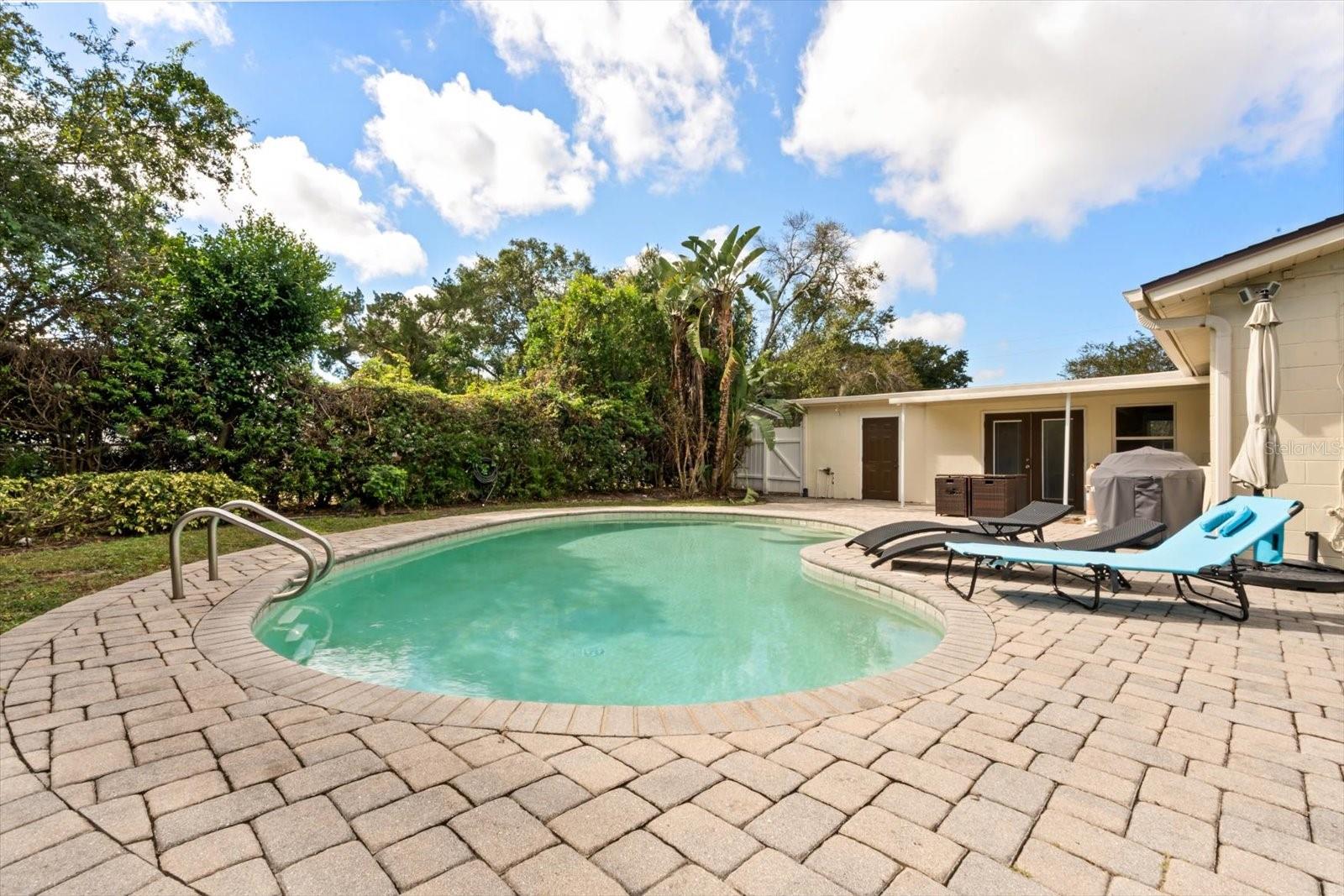 Image 25 of 31 For 803 Ridgefield Avenue