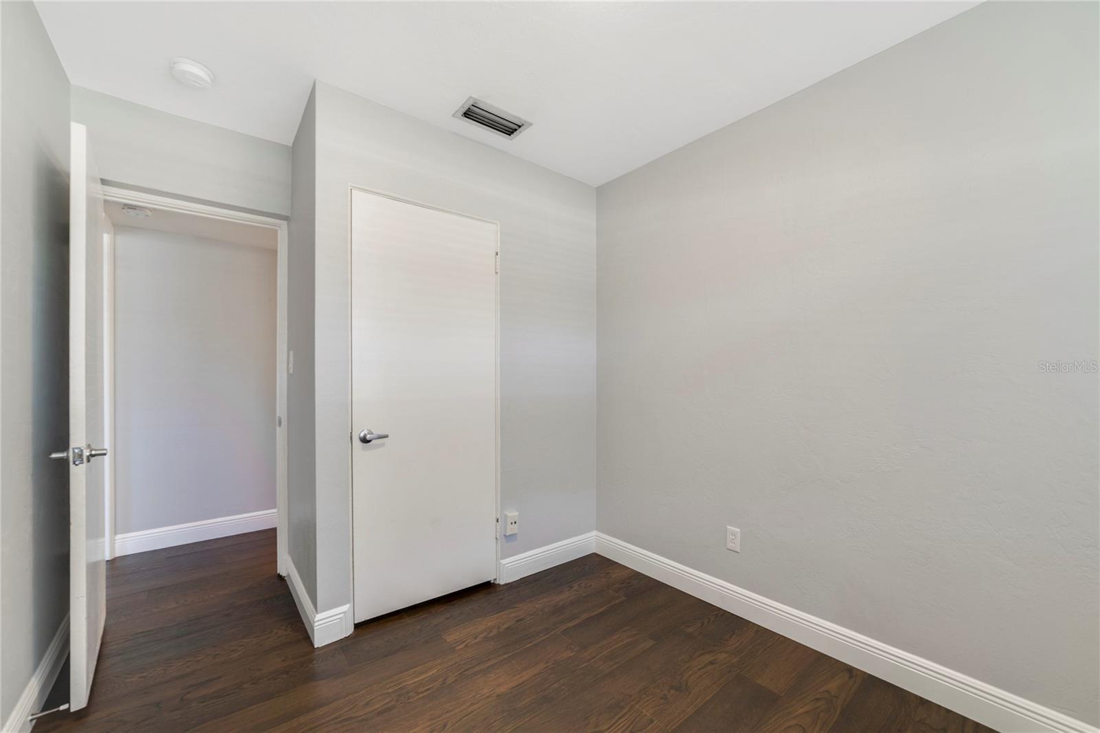 Image 12 of 25 For 2319 Weber Street