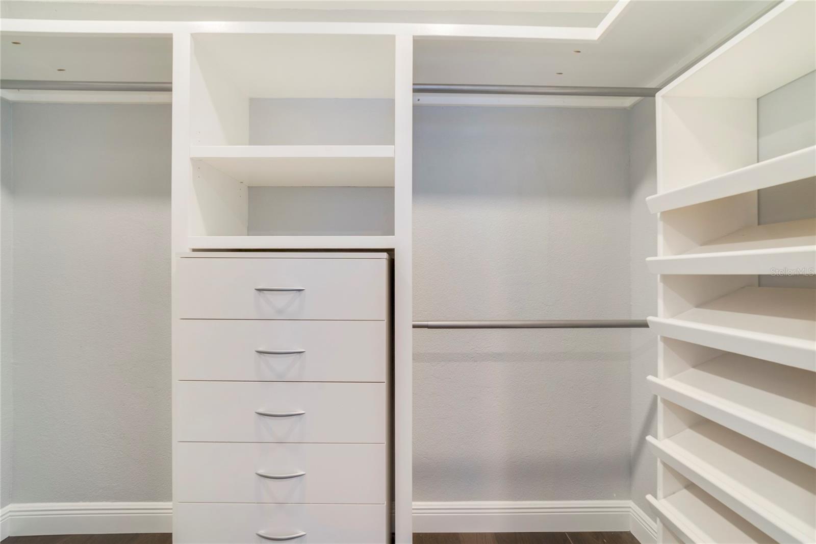 Image 17 of 25 For 2319 Weber Street