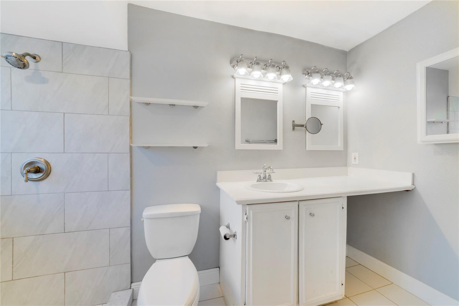 Image 18 of 25 For 2319 Weber Street