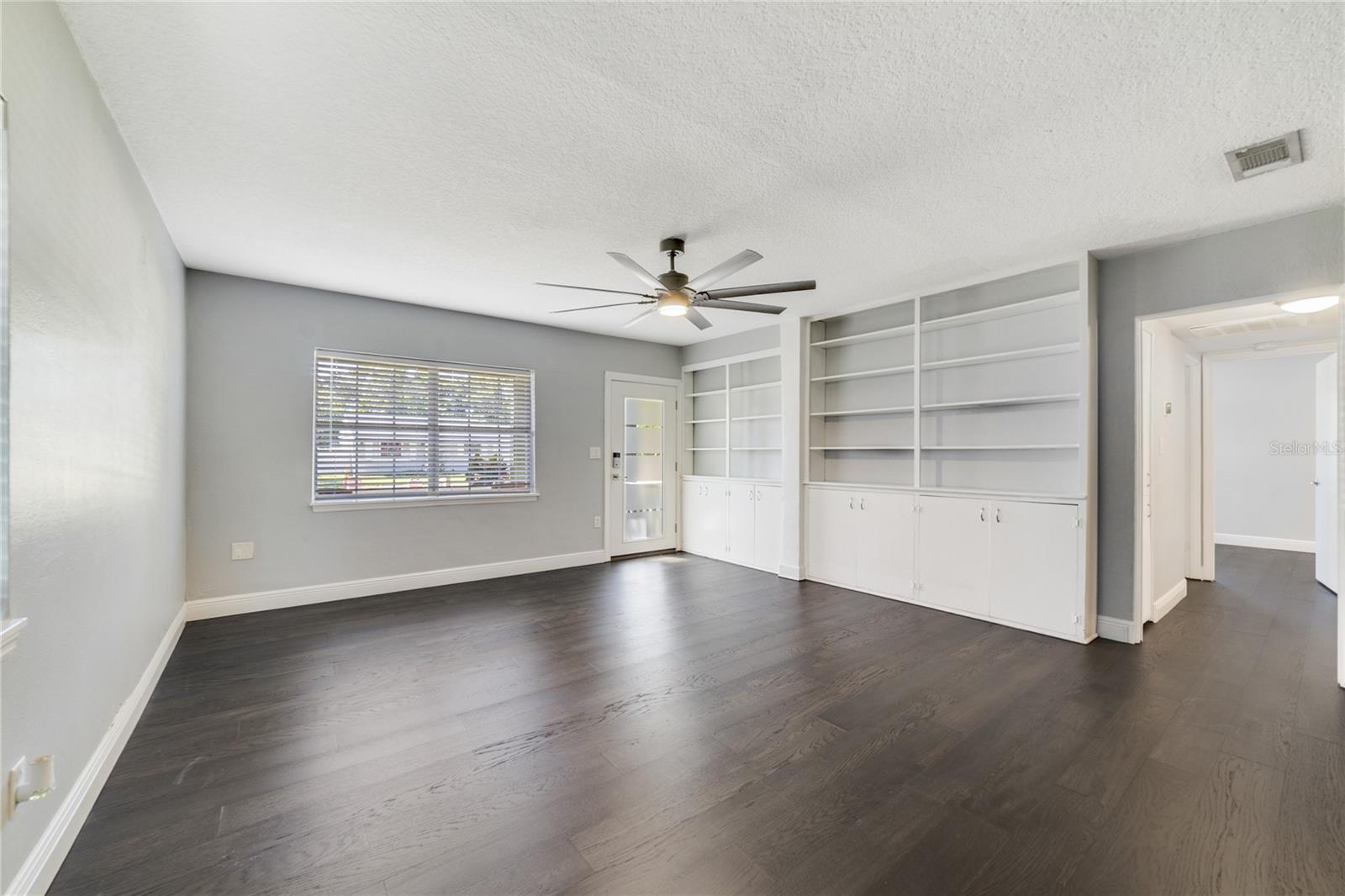 Image 3 of 25 For 2319 Weber Street