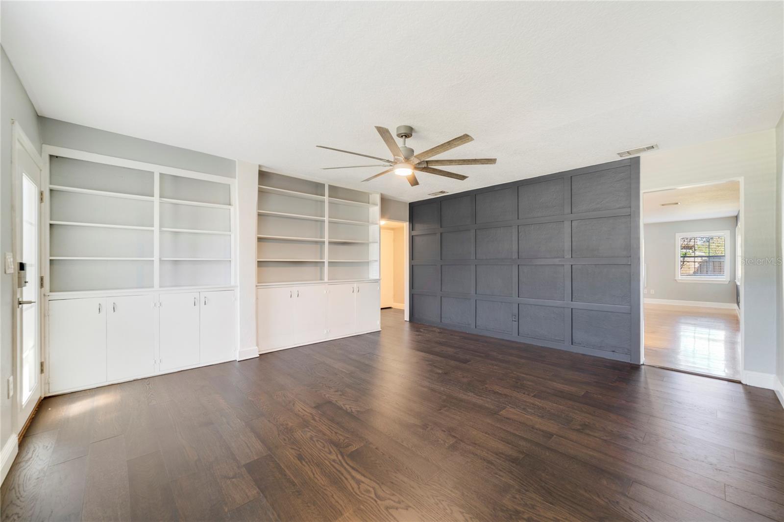 Image 4 of 25 For 2319 Weber Street