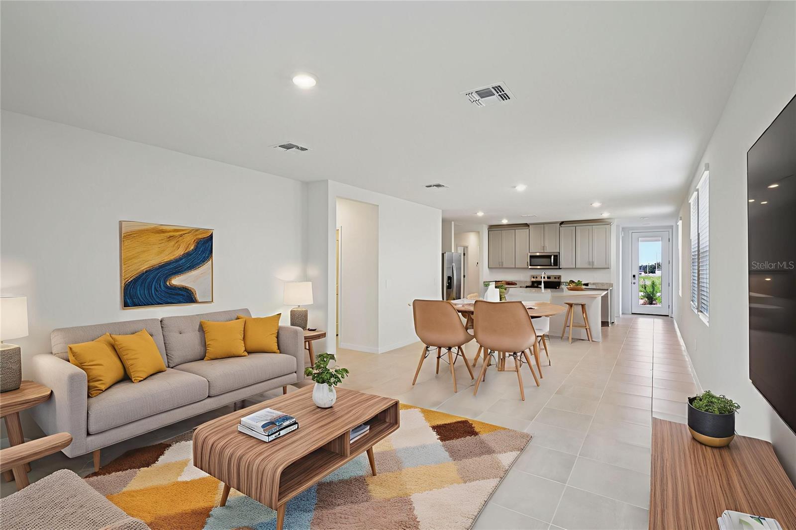 Image 6 of 35 For 739 Trailhead Pt Drive