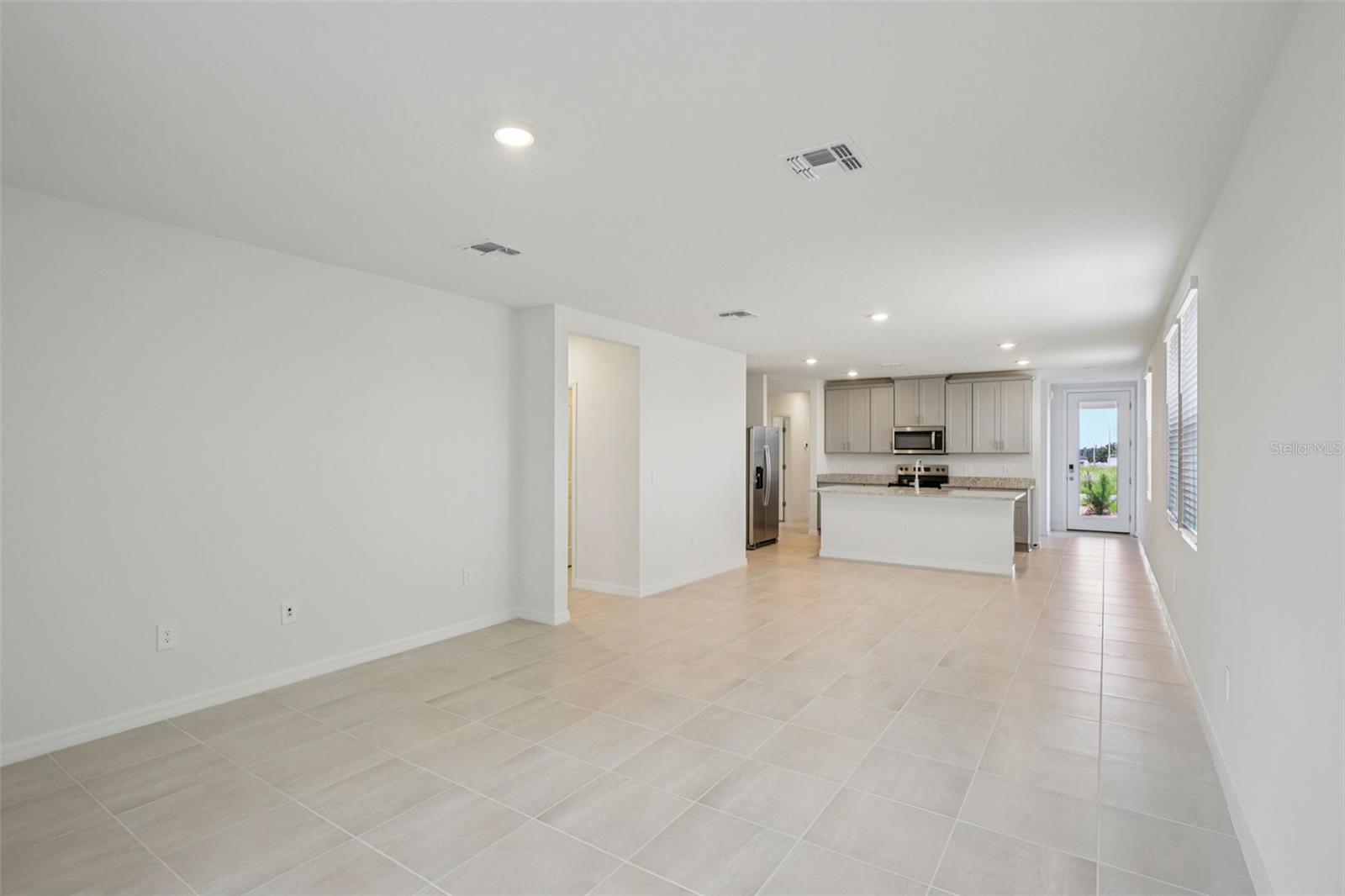 Image 7 of 35 For 739 Trailhead Pt Drive