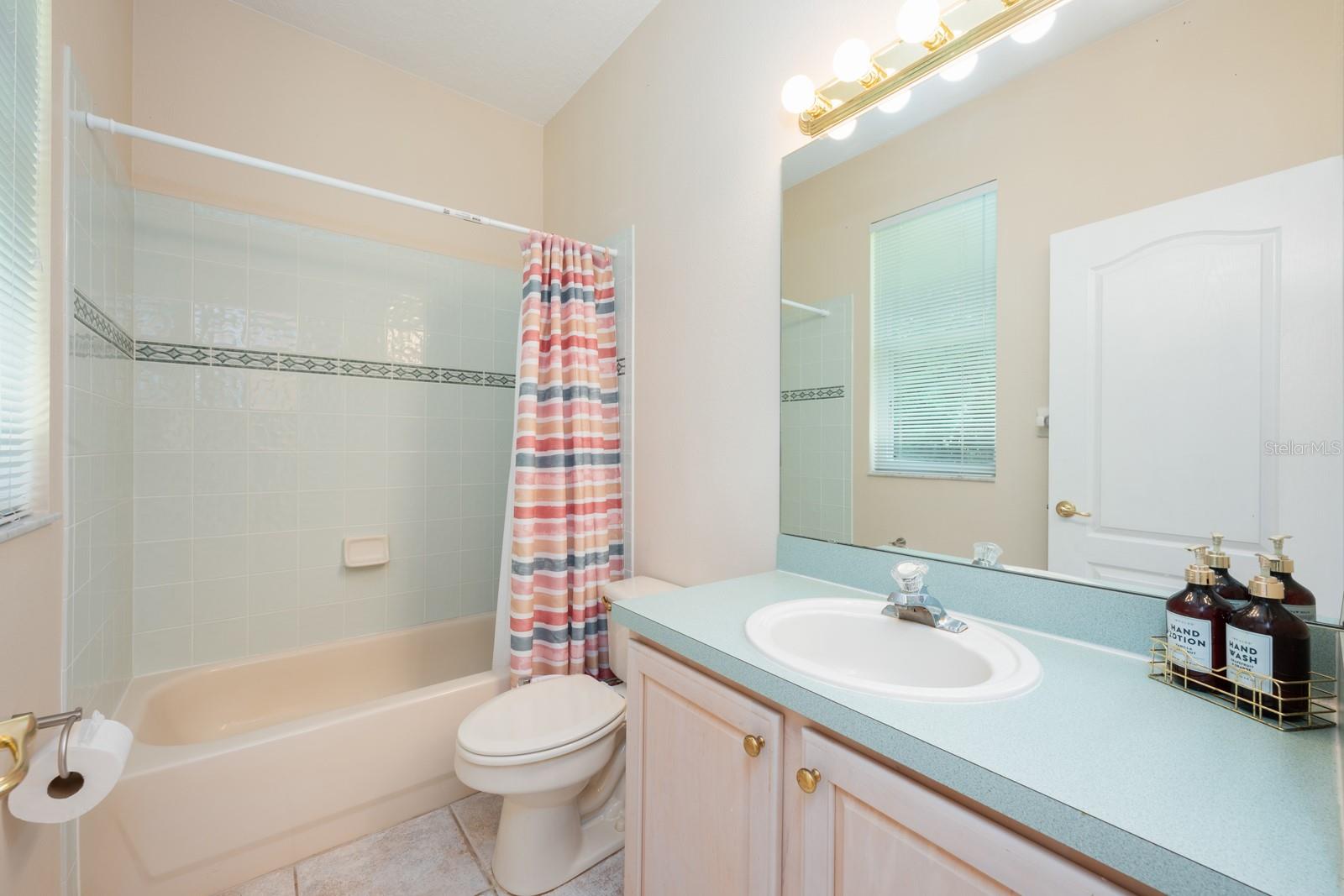 Image 22 of 32 For 126 Seville Chase Drive