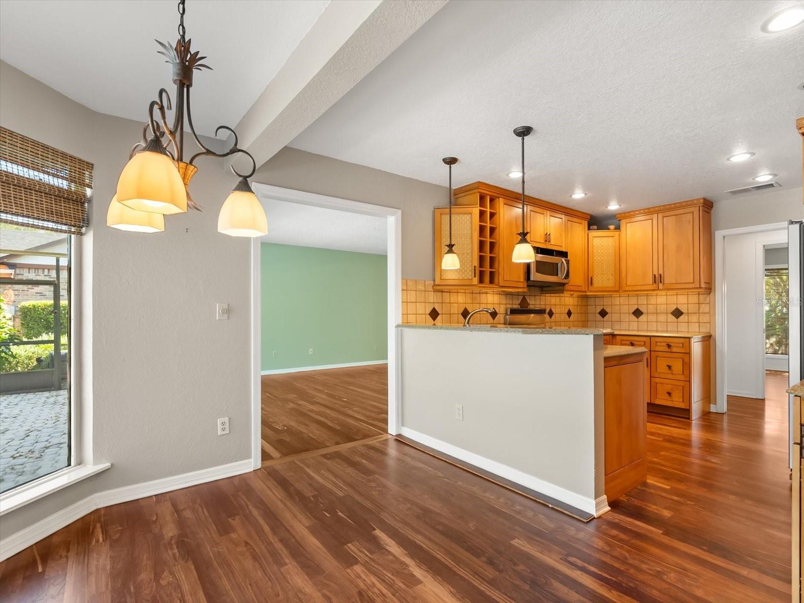 Image 11 of 45 For 222 Coachmans Cove