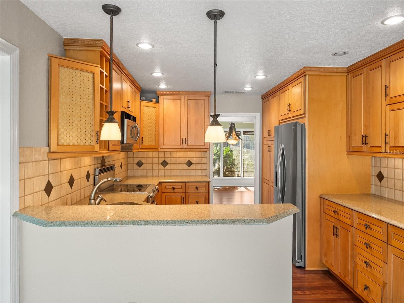 Image 12 of 45 For 222 Coachmans Cove