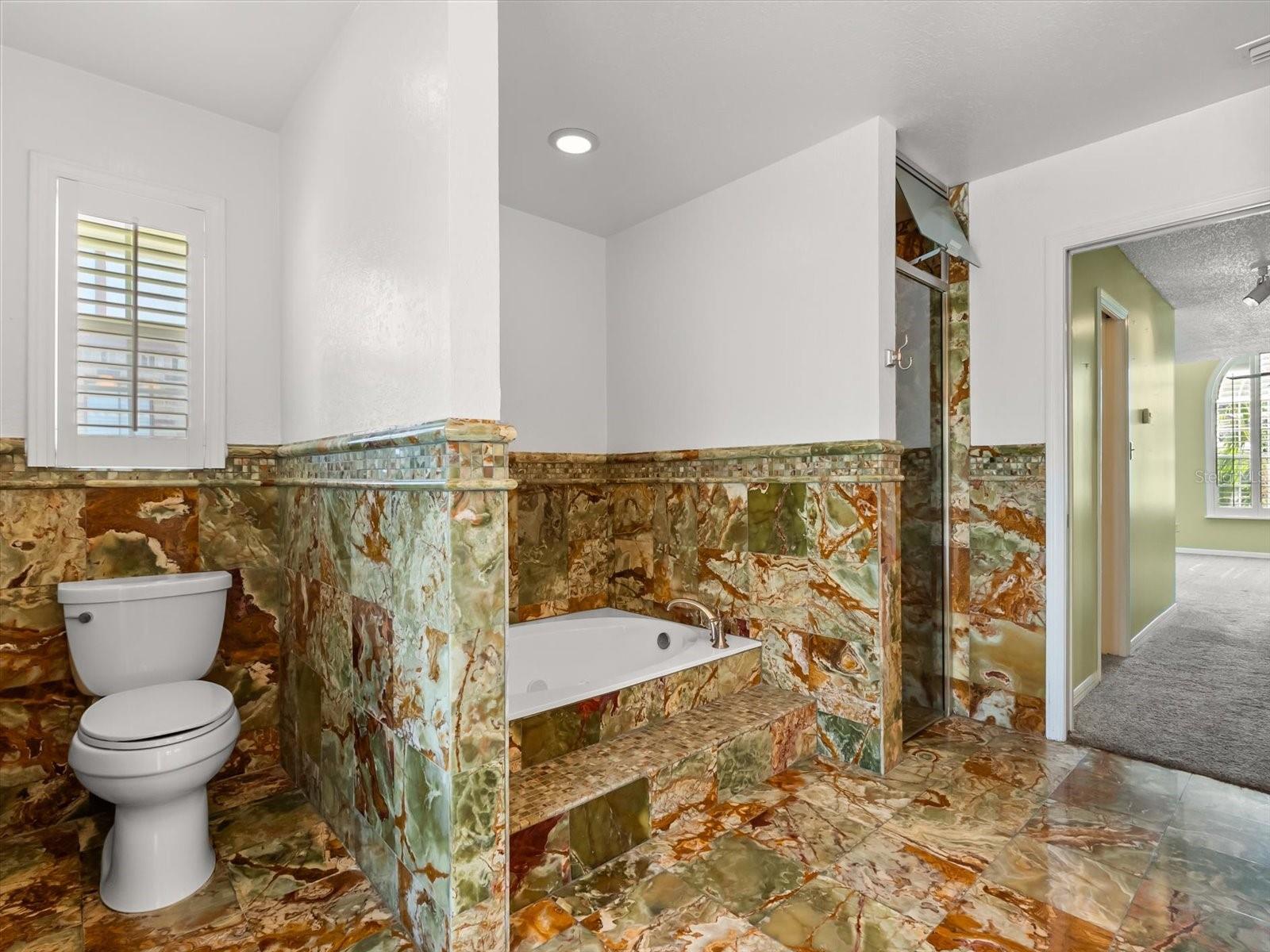 Image 22 of 45 For 222 Coachmans Cove