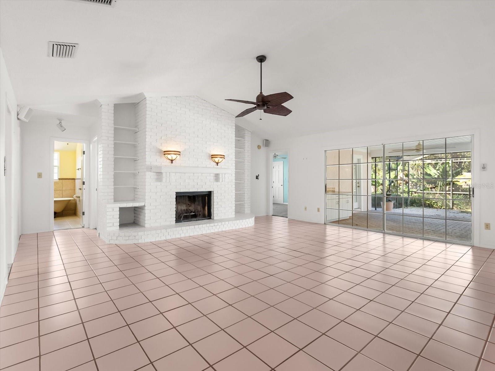 Image 24 of 45 For 222 Coachmans Cove