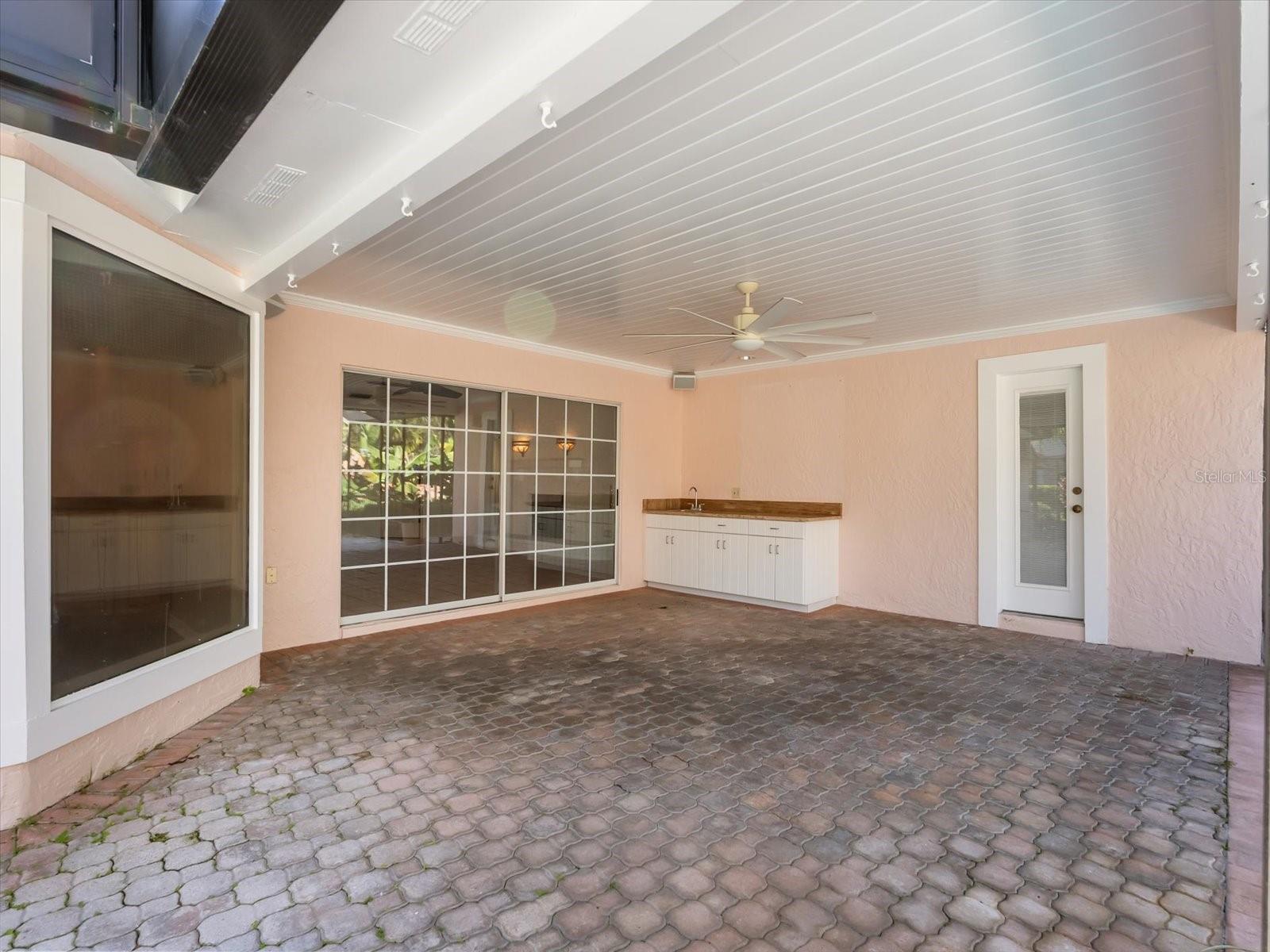 Image 37 of 45 For 222 Coachmans Cove