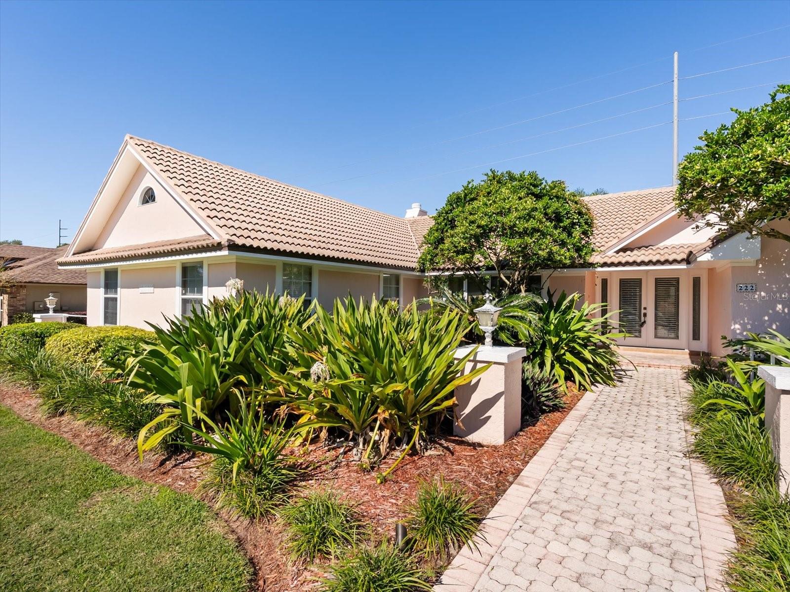 Image 4 of 45 For 222 Coachmans Cove