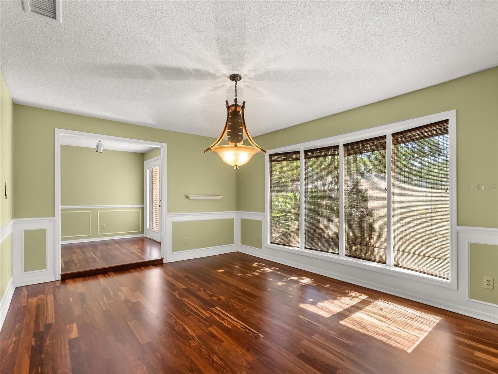 Image 7 of 45 For 222 Coachmans Cove