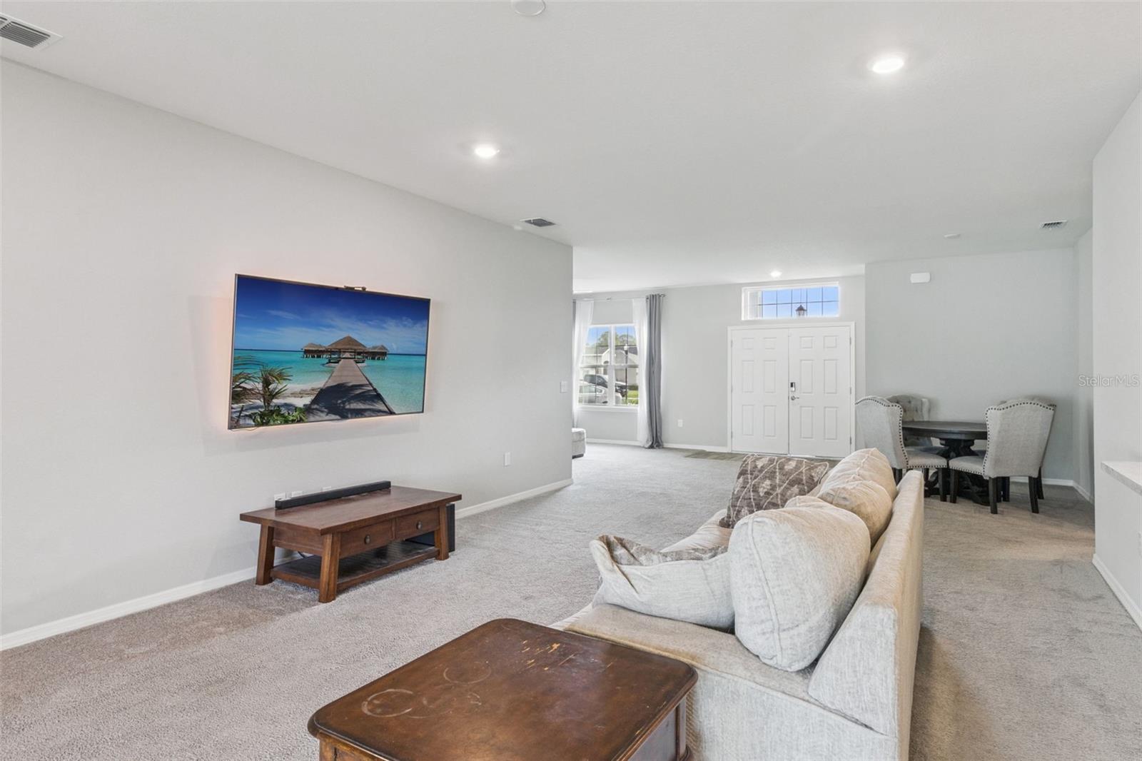 Image 10 of 39 For 1069 Montgomery Lane