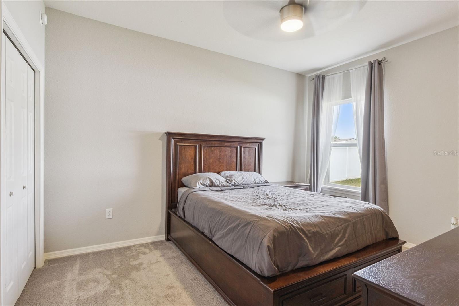 Image 24 of 39 For 1069 Montgomery Lane