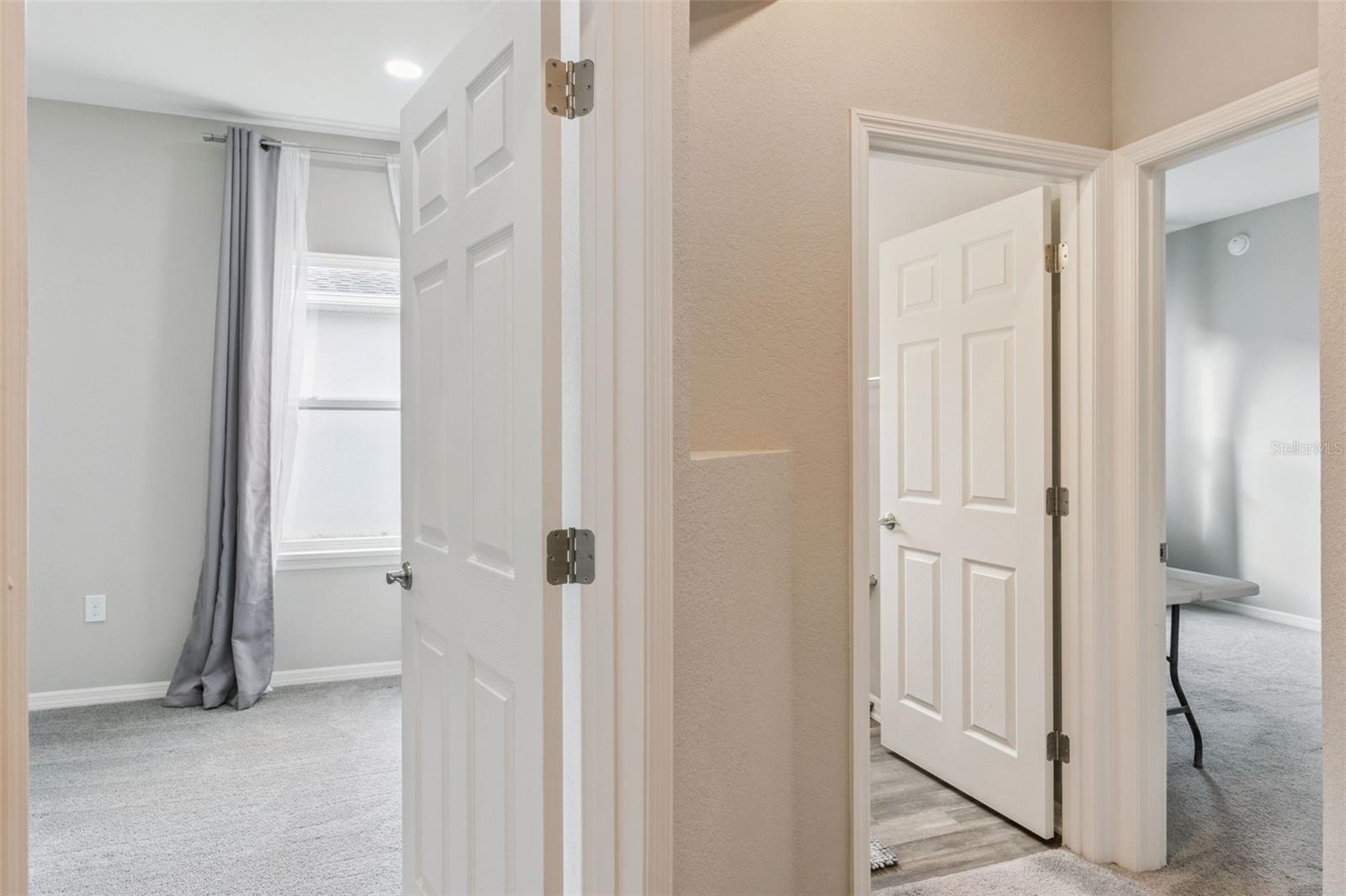 Image 29 of 39 For 1069 Montgomery Lane