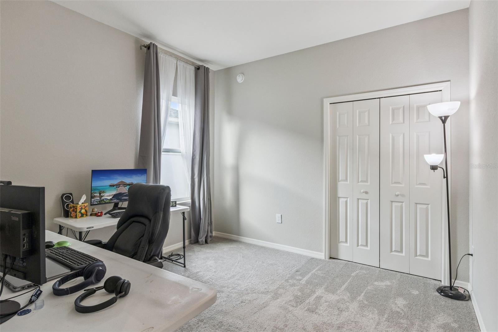 Image 33 of 39 For 1069 Montgomery Lane