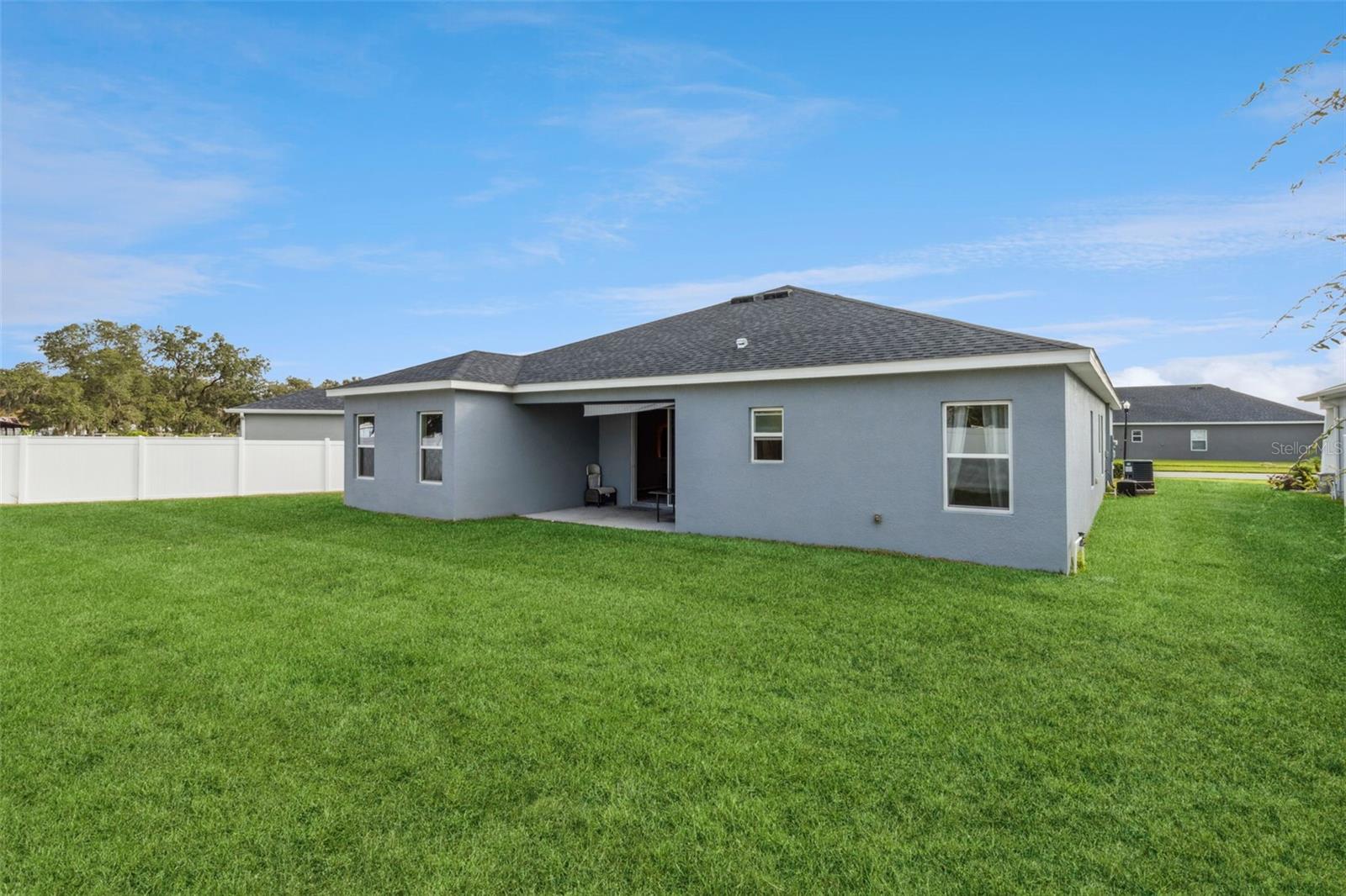 Image 36 of 39 For 1069 Montgomery Lane