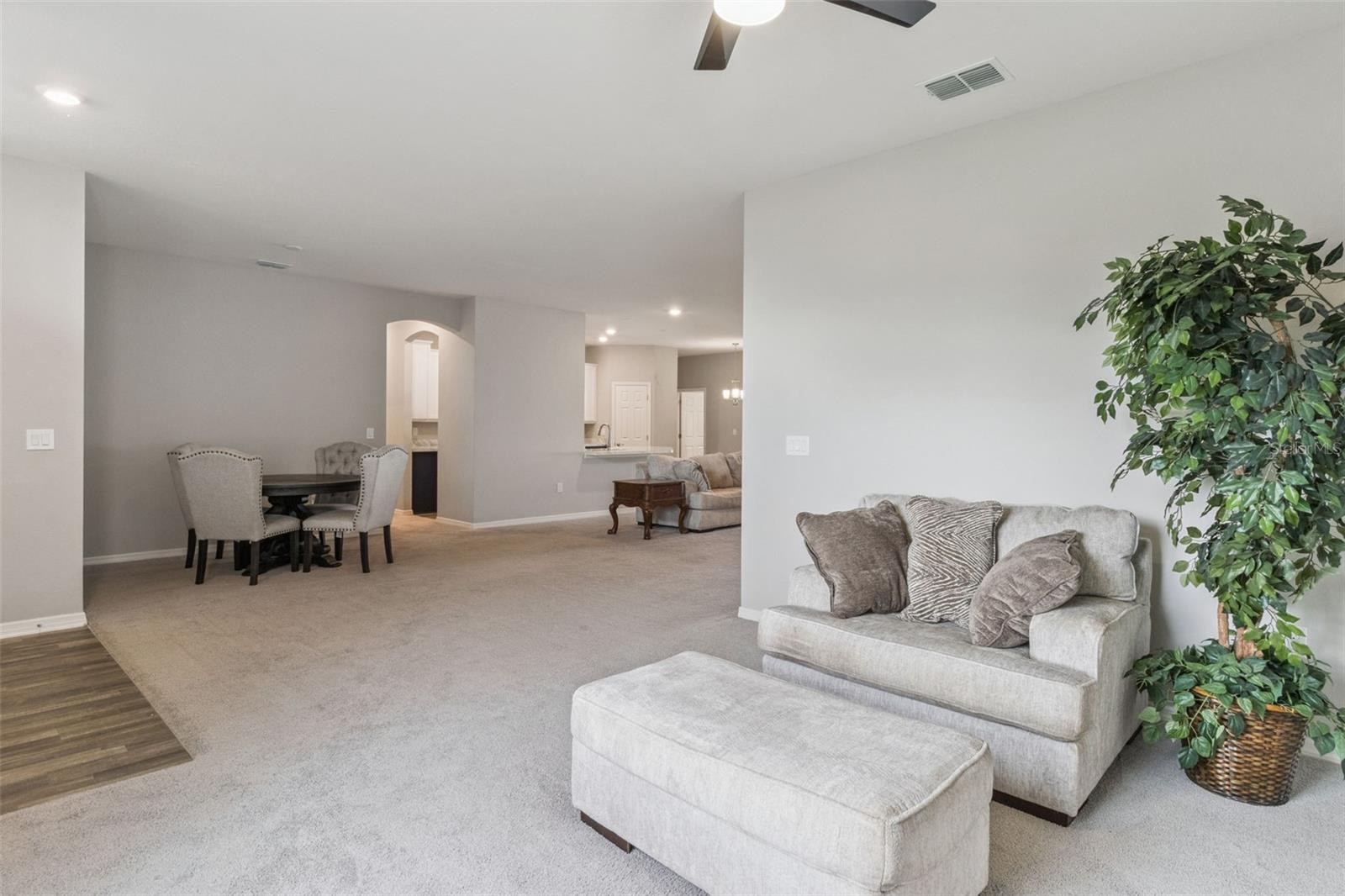 Image 8 of 39 For 1069 Montgomery Lane