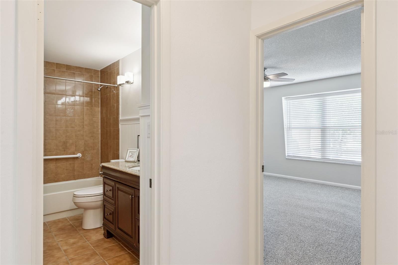 Image 21 of 43 For 200 Saint Andrews Boulevard 1707