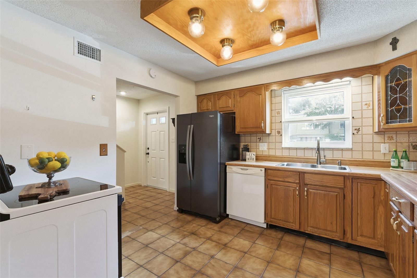 Image 7 of 43 For 200 Saint Andrews Boulevard 1707