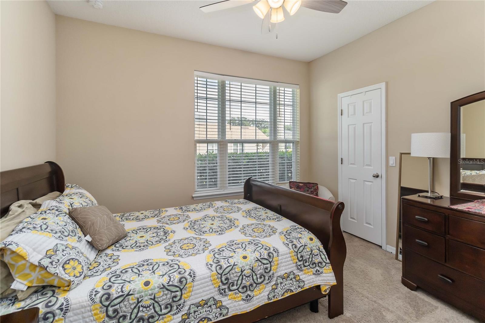 Image 19 of 34 For 832 Eagle Vista Way