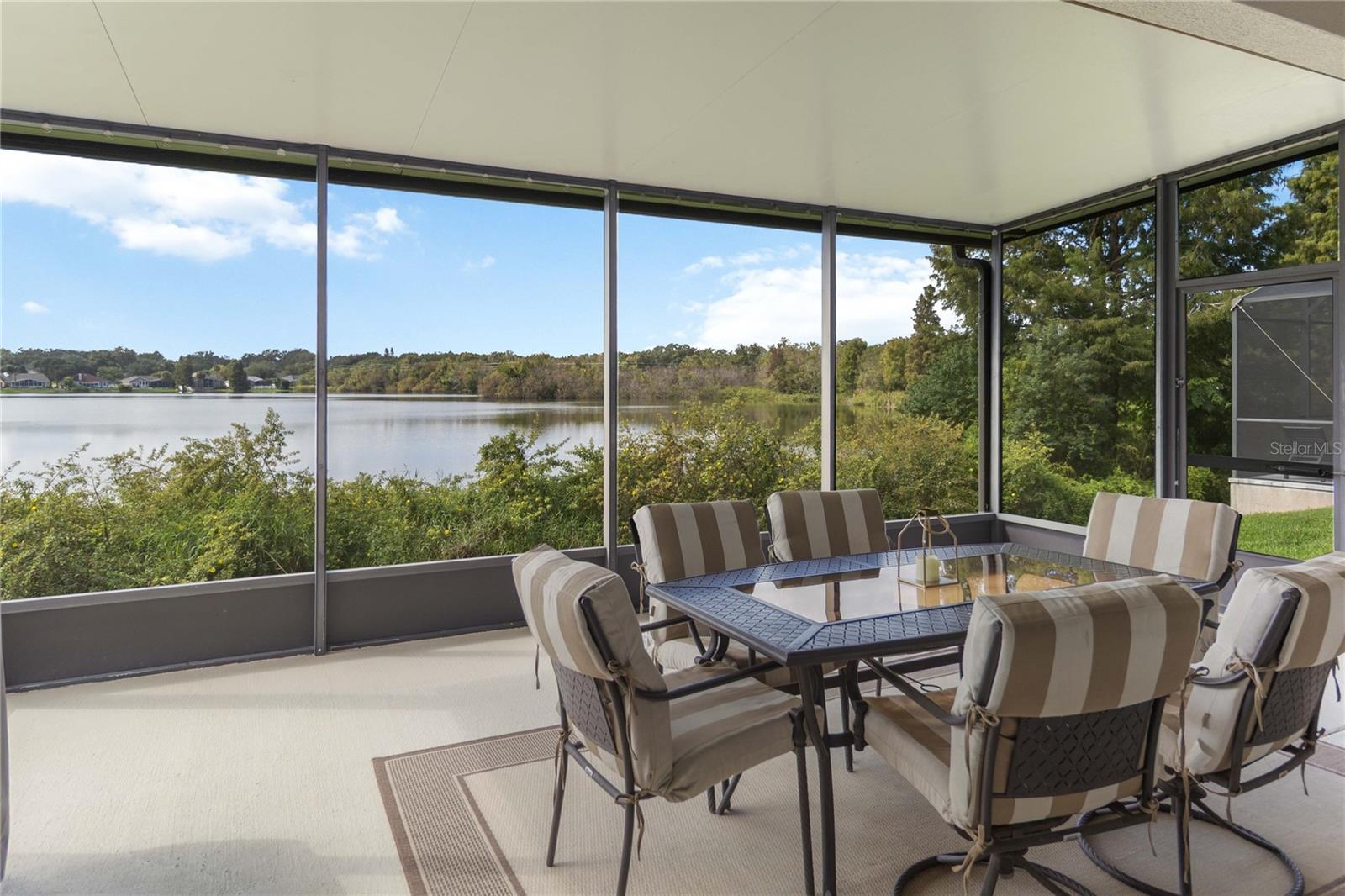 Image 24 of 34 For 832 Eagle Vista Way