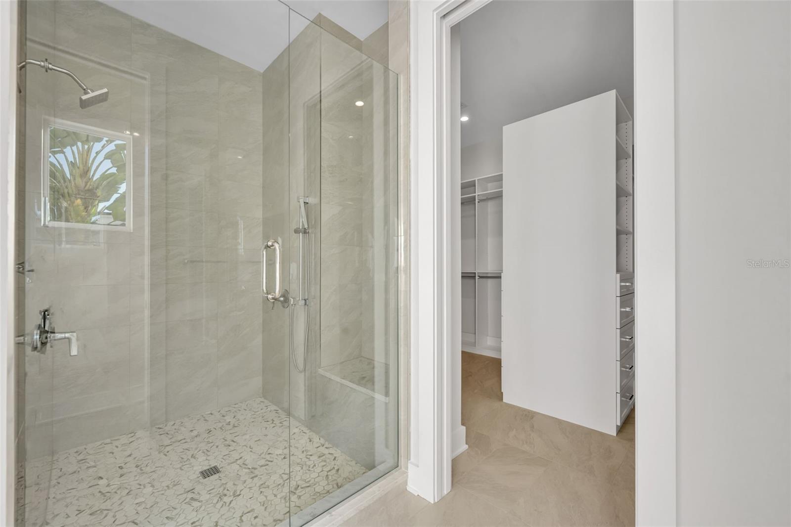 Image 21 of 41 For 1661 Palm Avenue