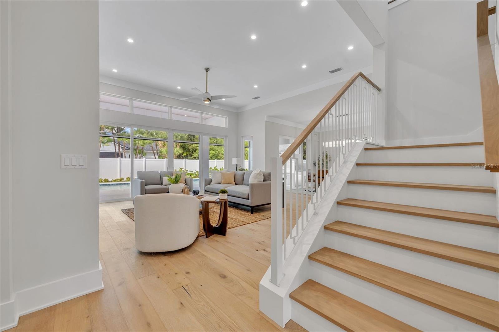 Image 23 of 41 For 1661 Palm Avenue