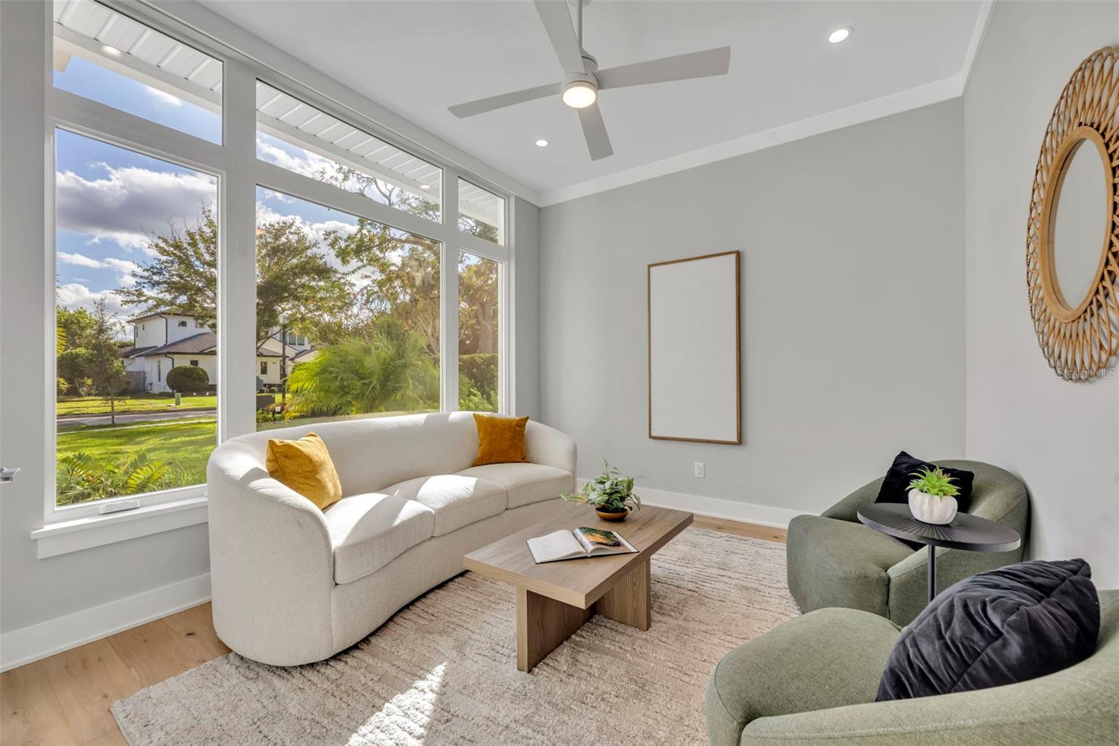 Image 3 of 41 For 1661 Palm Avenue