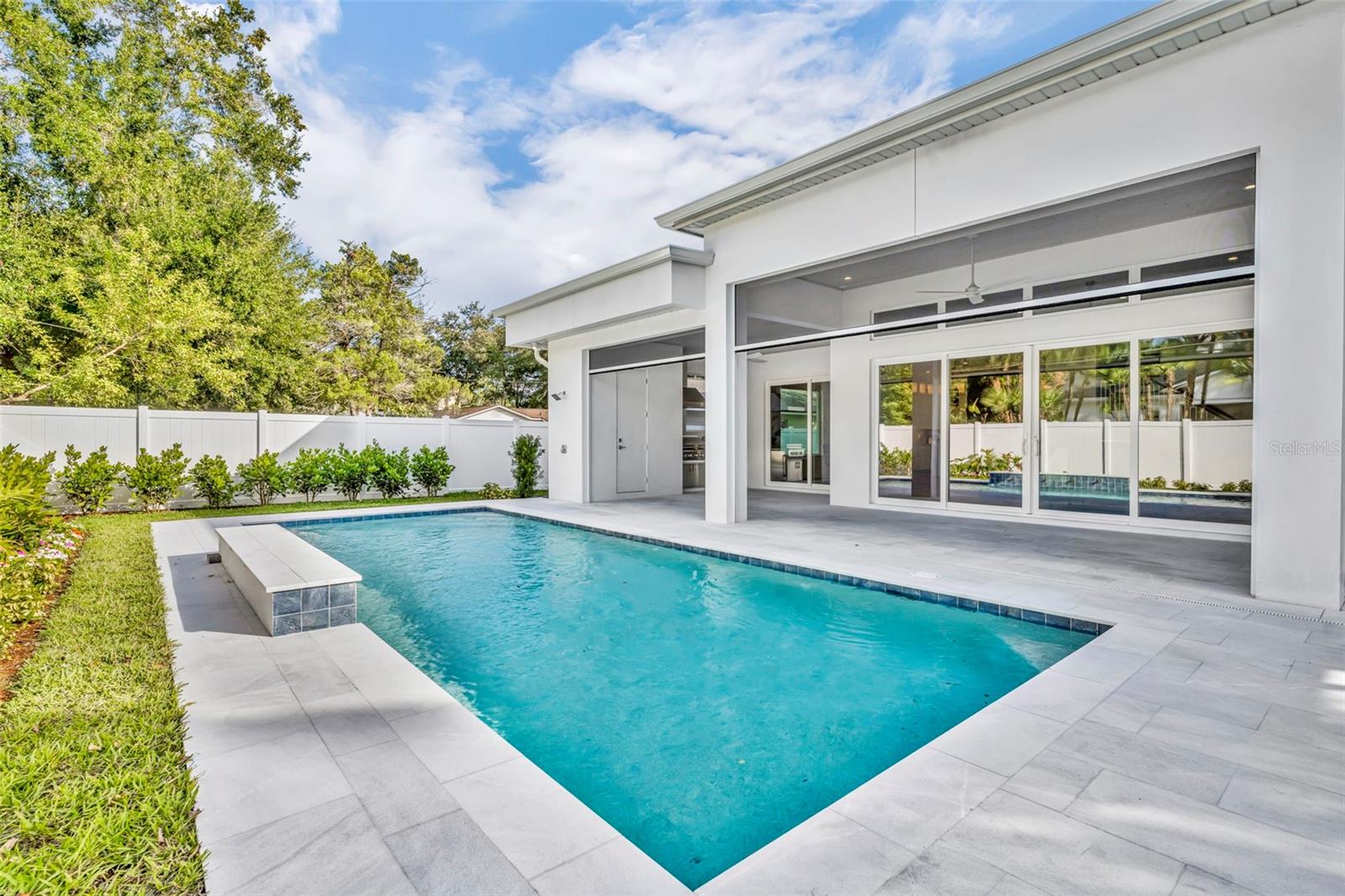 Image 38 of 41 For 1661 Palm Avenue